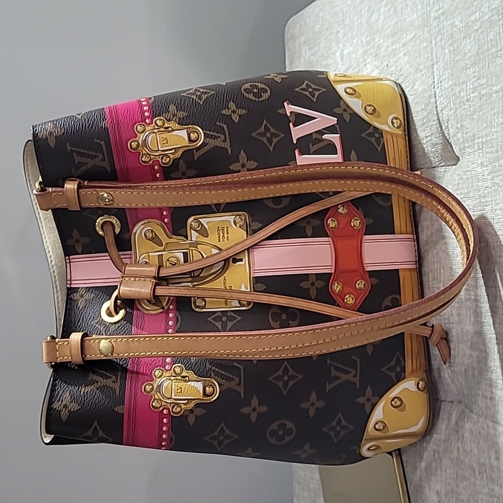 Louis Vuitton Neo Noe Trompe L'oeil Summer Trunk Bag